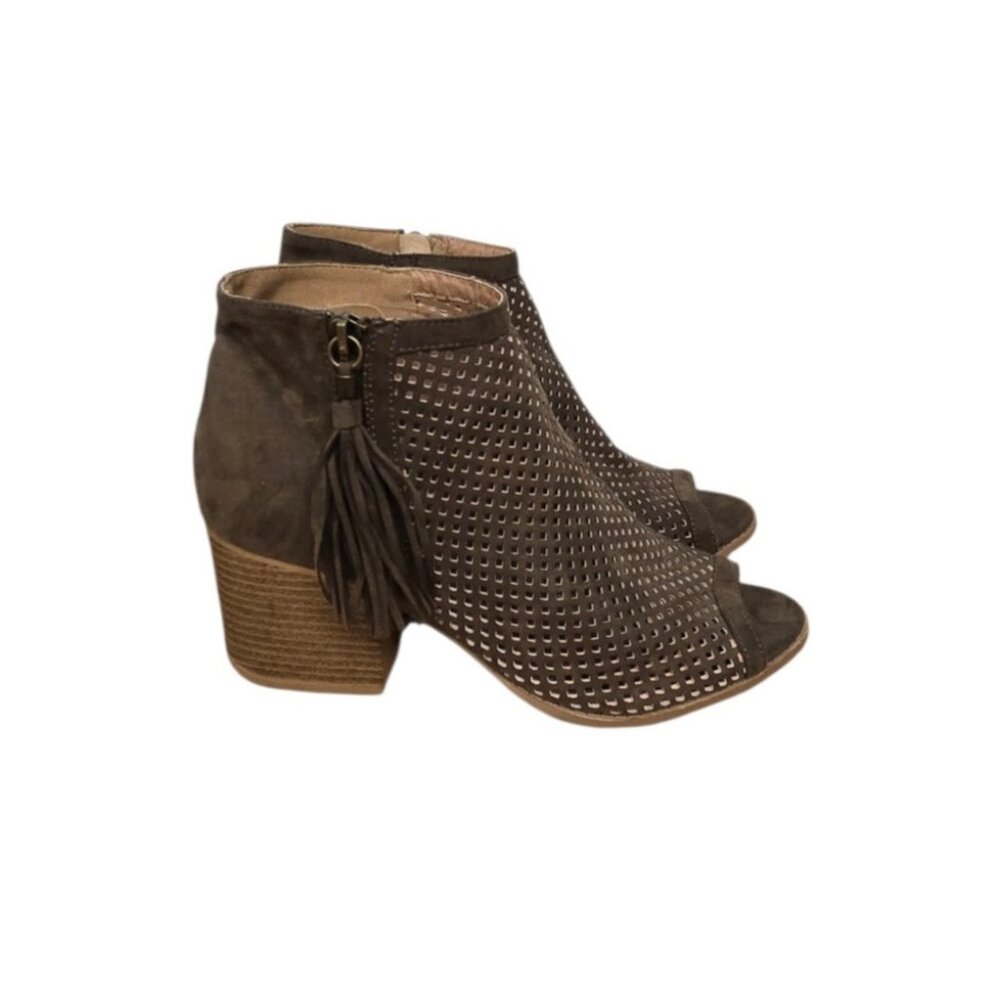 Qupid Womens Size 9 Olive Green Faux Suede Peep Toe Booties Stacked Block Heel
